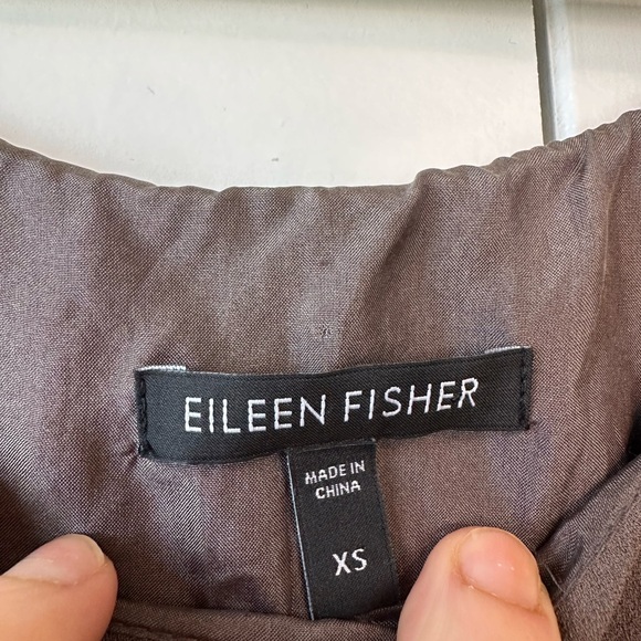 Eileen Fisher Women’s Silk Sleeveless Side Zip Dress Taupe (Size XS) - Picture 7 of 10